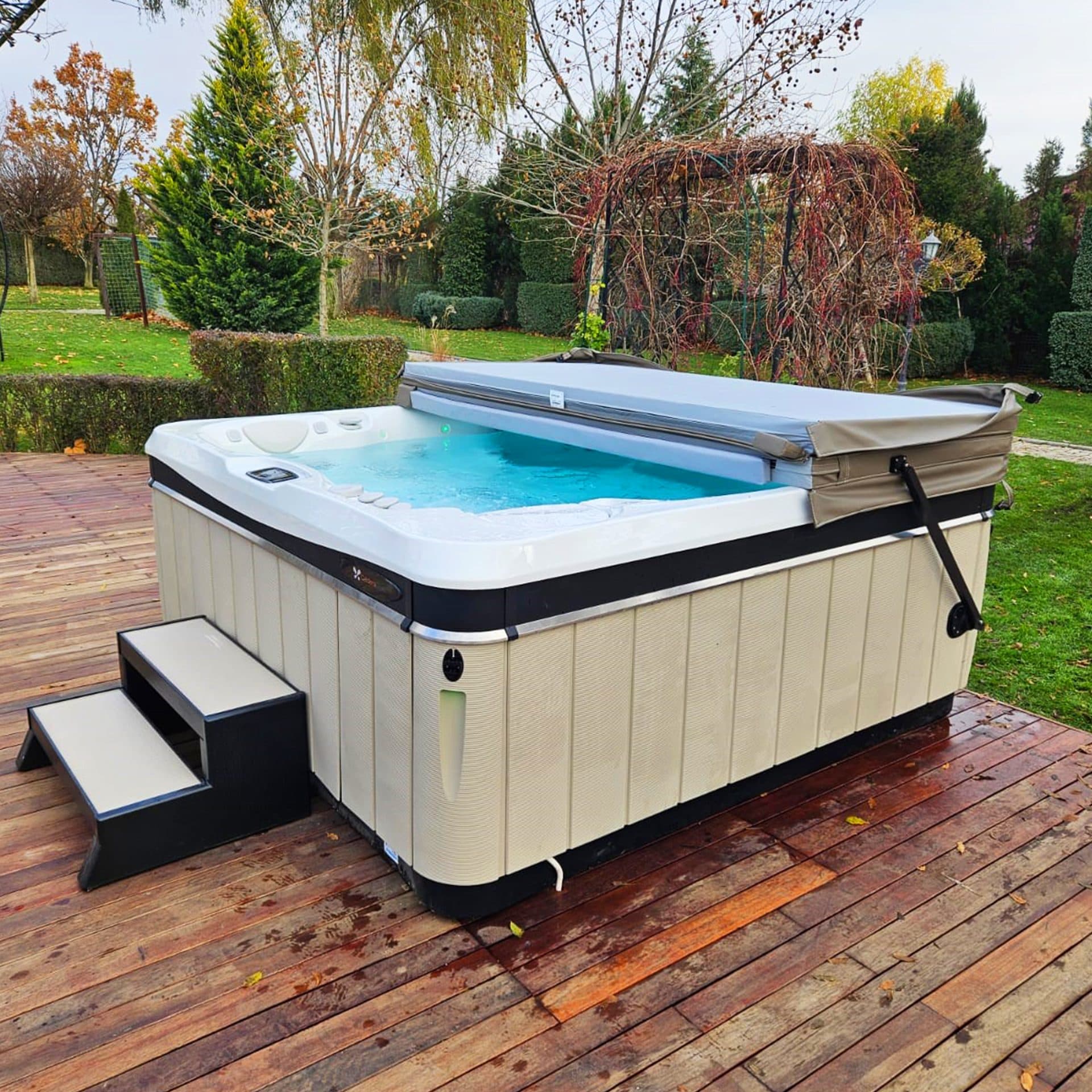 Jacuzzi SPA 24