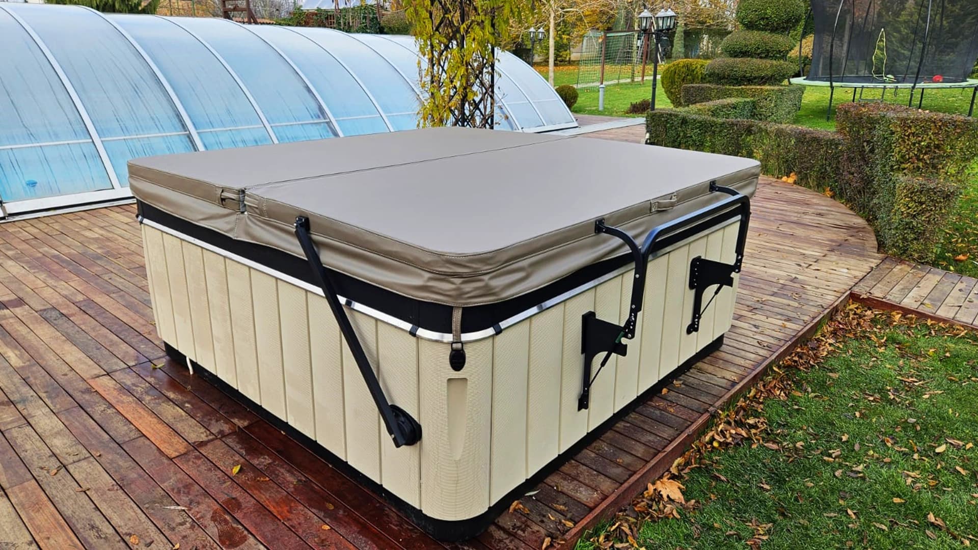 Cadă cu hidromasaj Caldera Spas® Geneva – Proiect Hidrostyle în Dolj 4