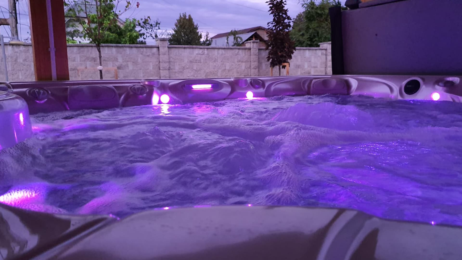 Cadă cu hidromasaj Caldera Spas® Makena – Proiect Hidrostyle în Ilfov 3