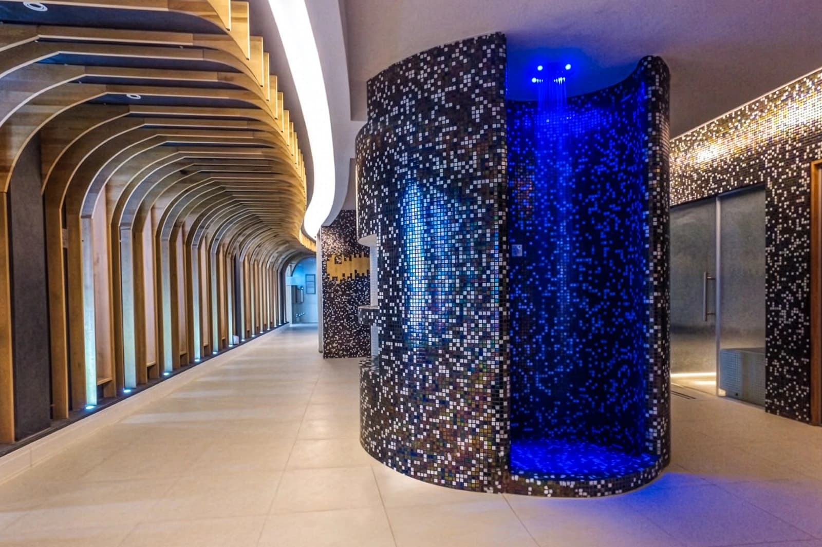 Centru Spa & Wellness – Forest Retreat & Spa Oveselu 6