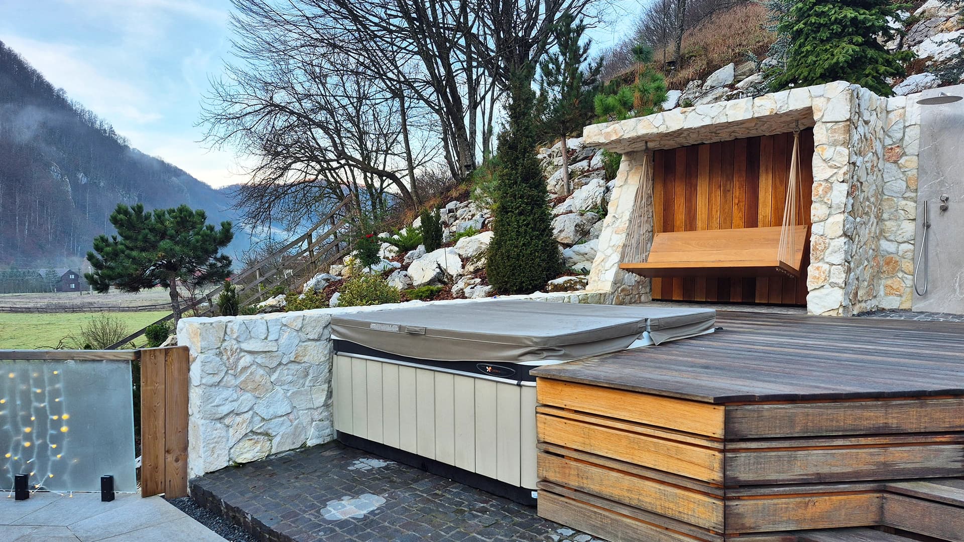 Jacuzzi Caldera Spas® Niagara – Proiect Hidrostyle în Bihor 3