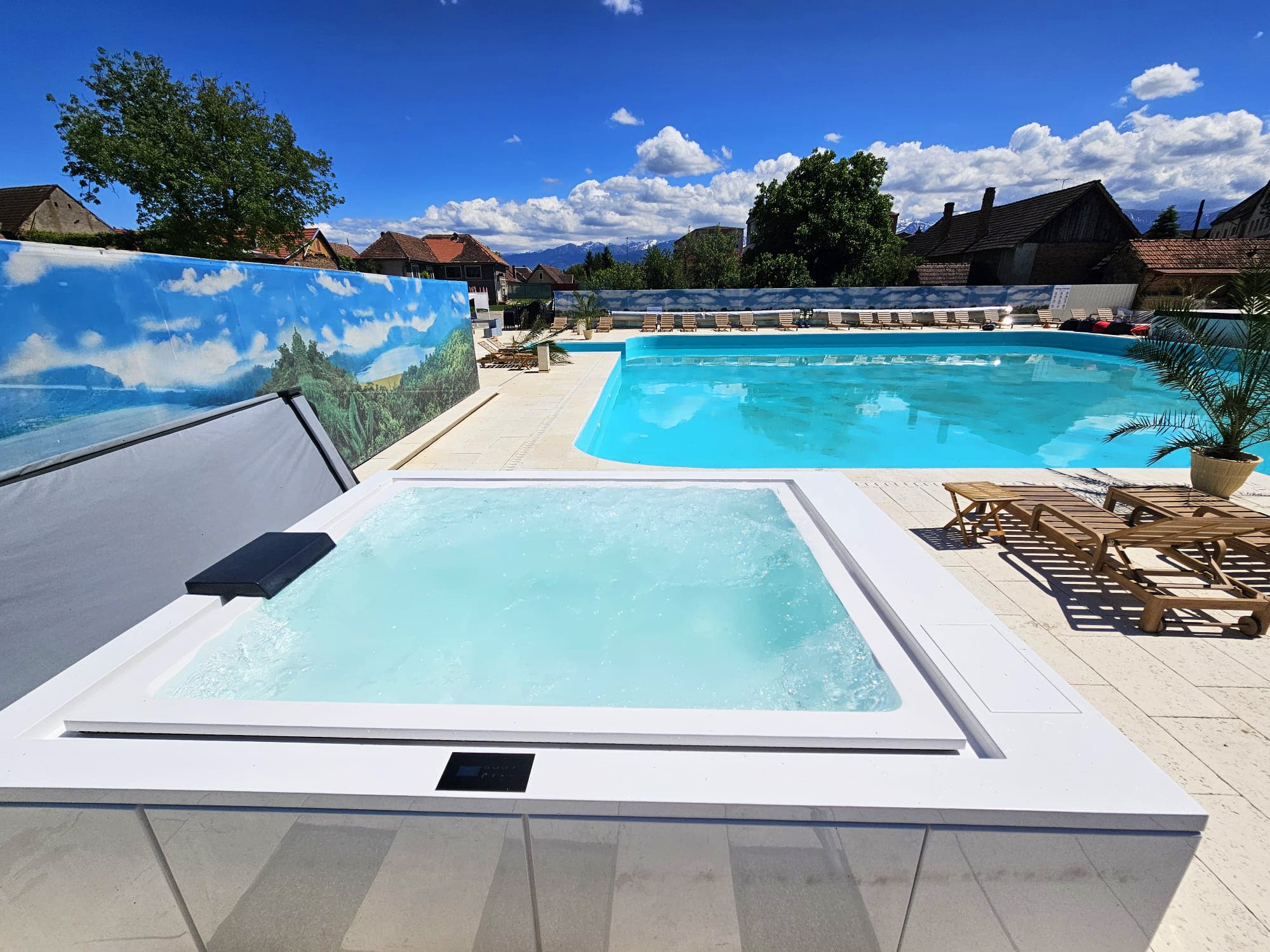 Jacuzzi de Exterior Treesse® Zen Active Pro – Proiect Hidrostyle la Palatul Brukenthal, Avrig 3