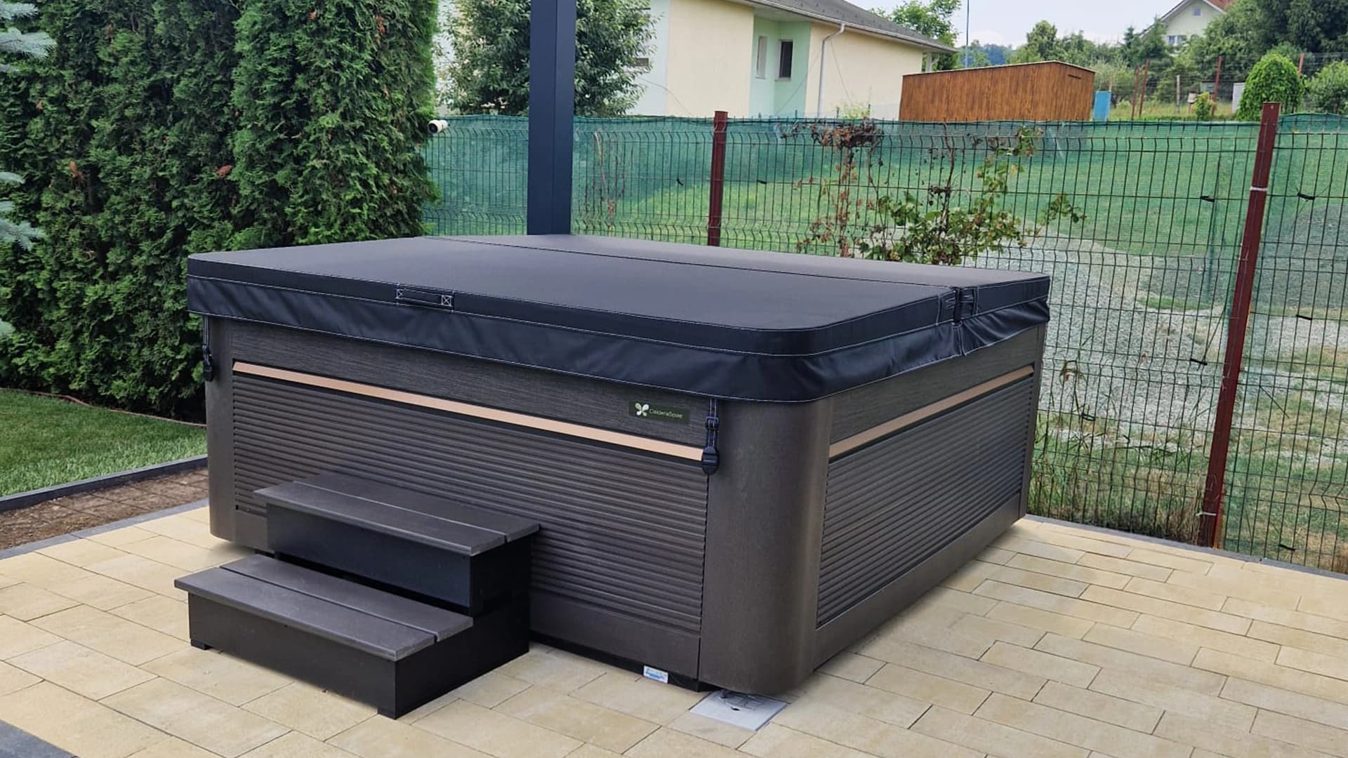 Jacuzzi exterior Caldera Spas® Makena – Proiect Hidrostyle în București 3