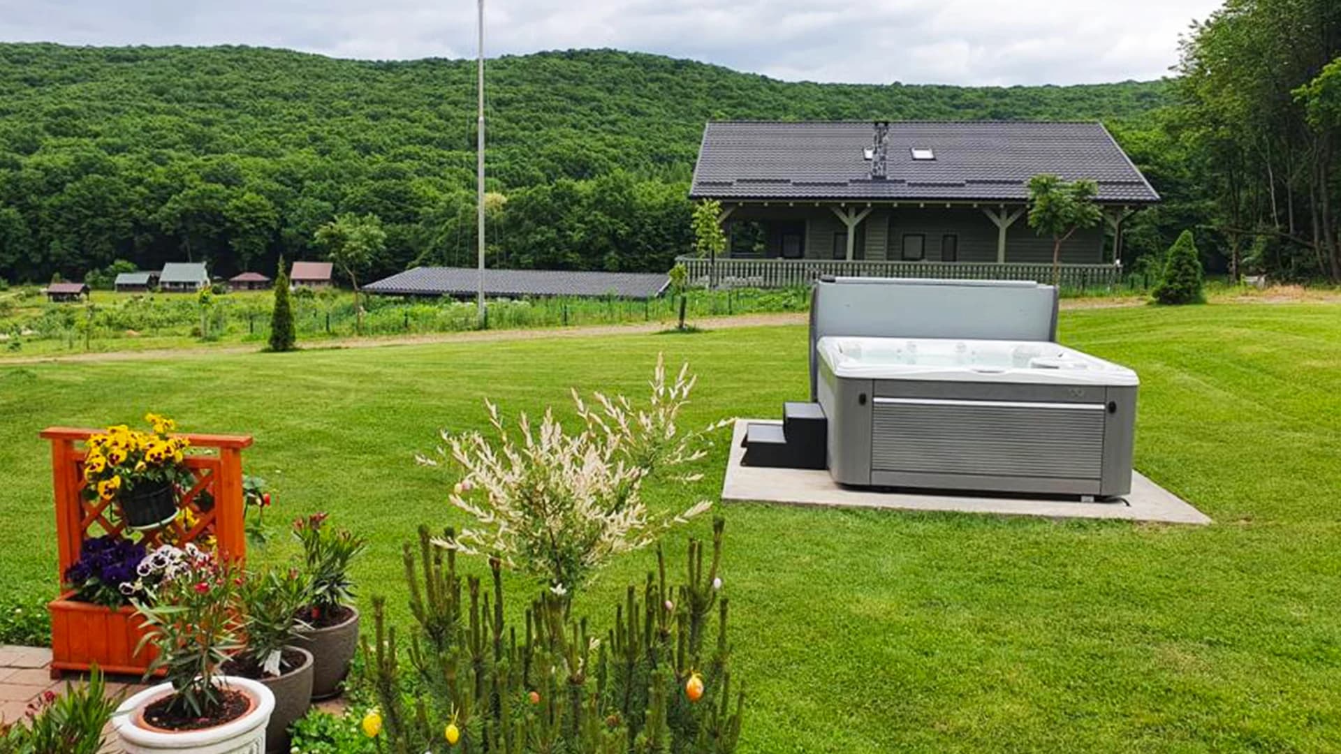 Cadă cu hidromasaj Caldera Spas® Martinique – Tg. Mureş 4