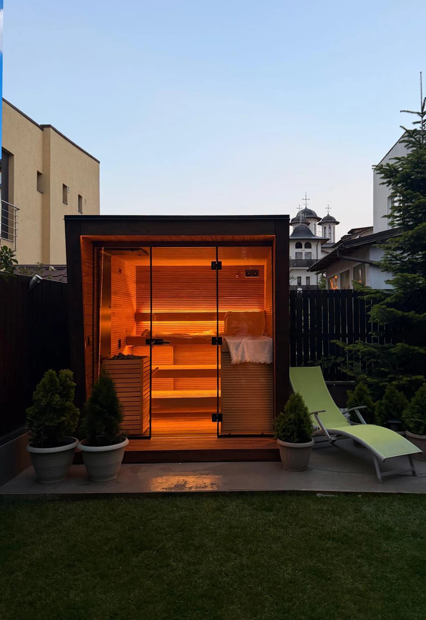 Aurea CB Ascent Auroom® outdoor Finnish sauna – Bucharest 2