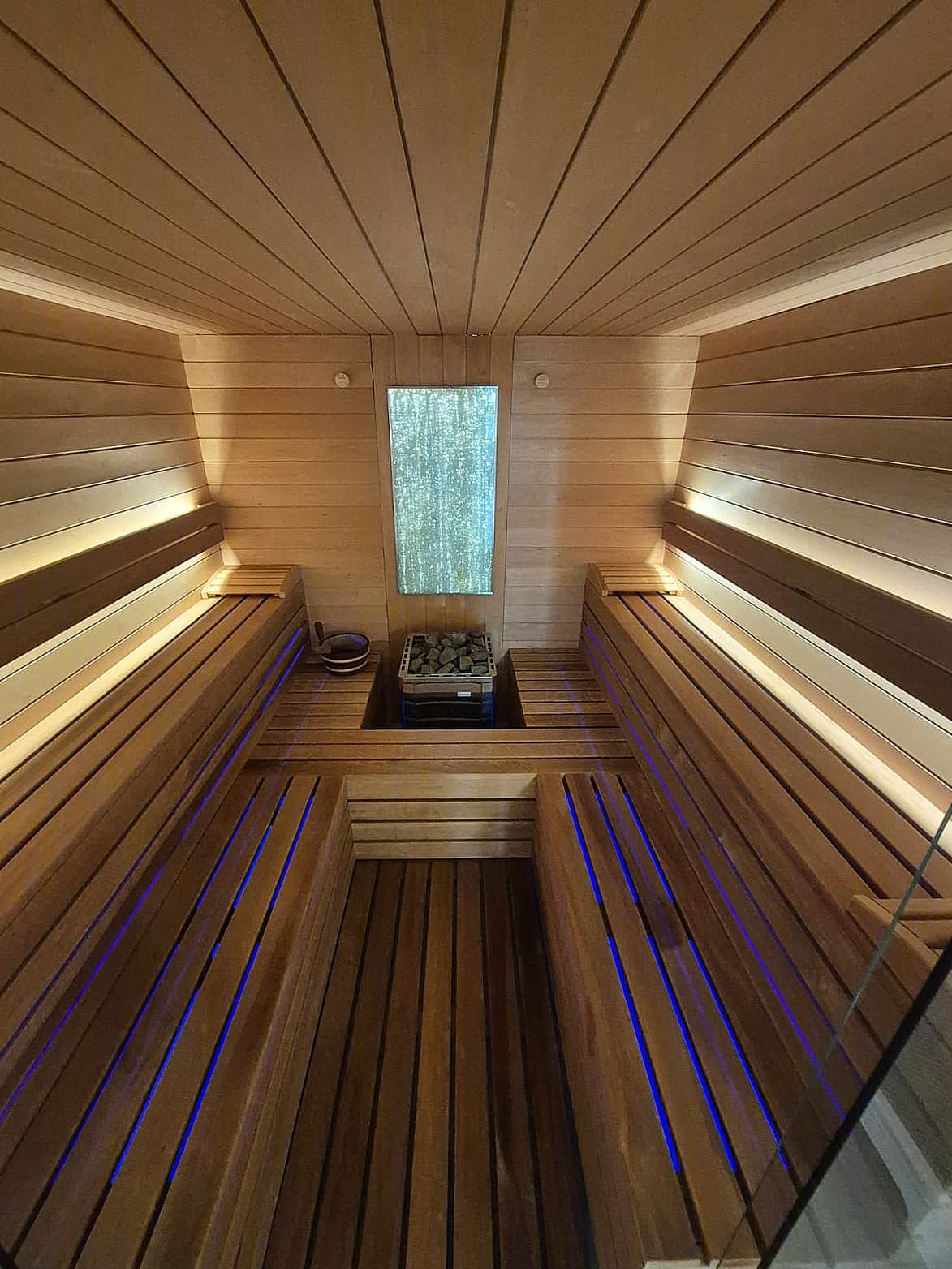 Panelled Dry Sauna – Hidrostyle project in Bucharest 4