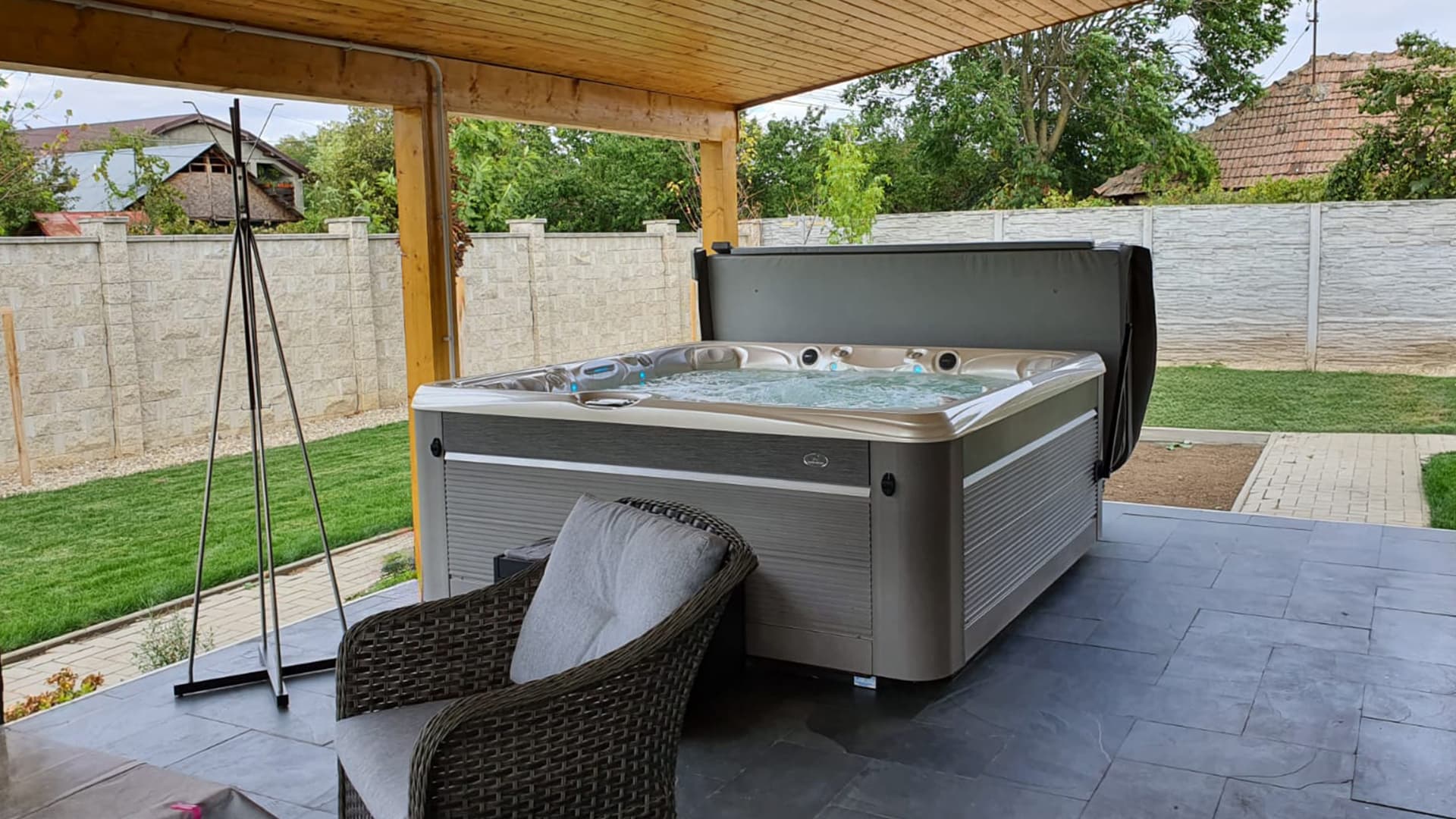 Caldera Spas® Makena hot tub – Hidrostyle project in Ilfov