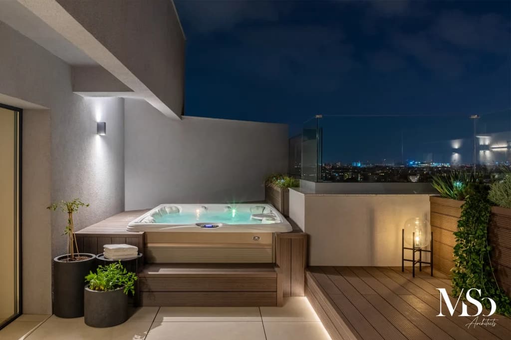 Caldera Spas® Martinique hot tub – Bucharest