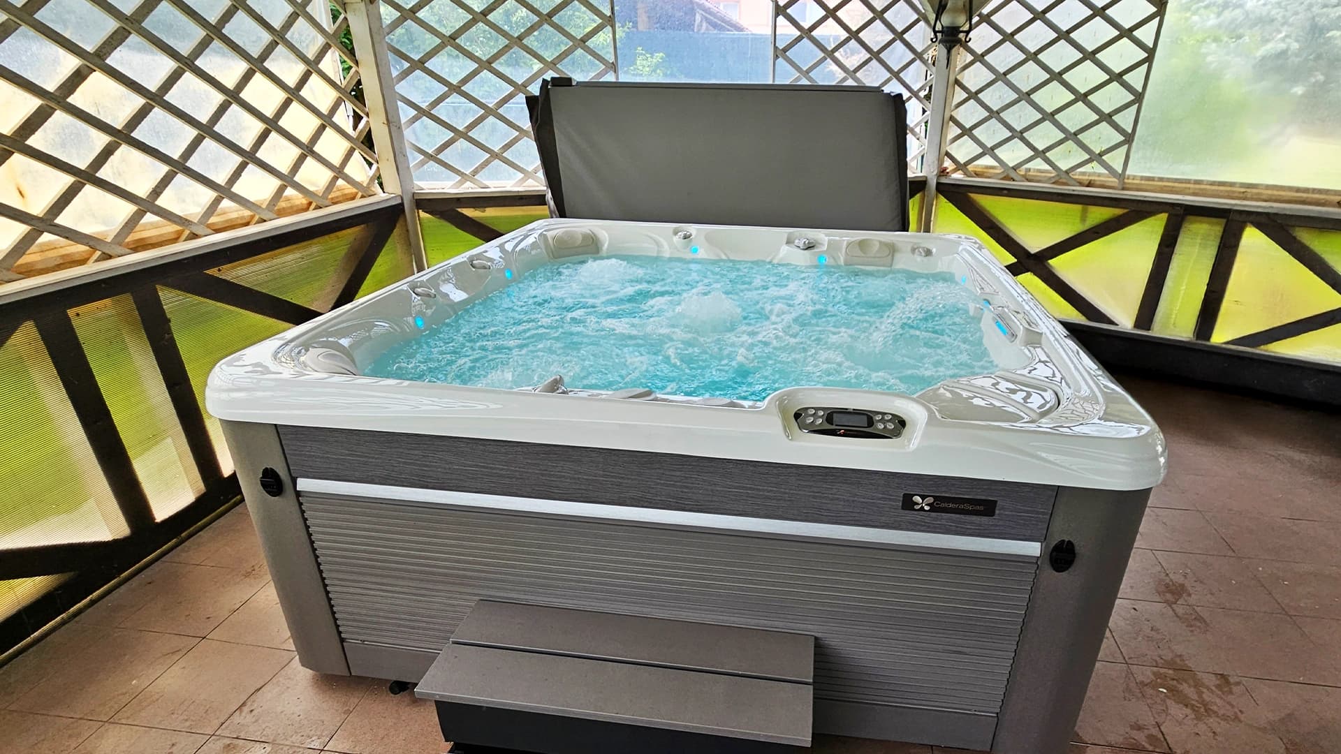 Caldera Spas® Seychelles hot tub – Hidrostyle project in Vrancea