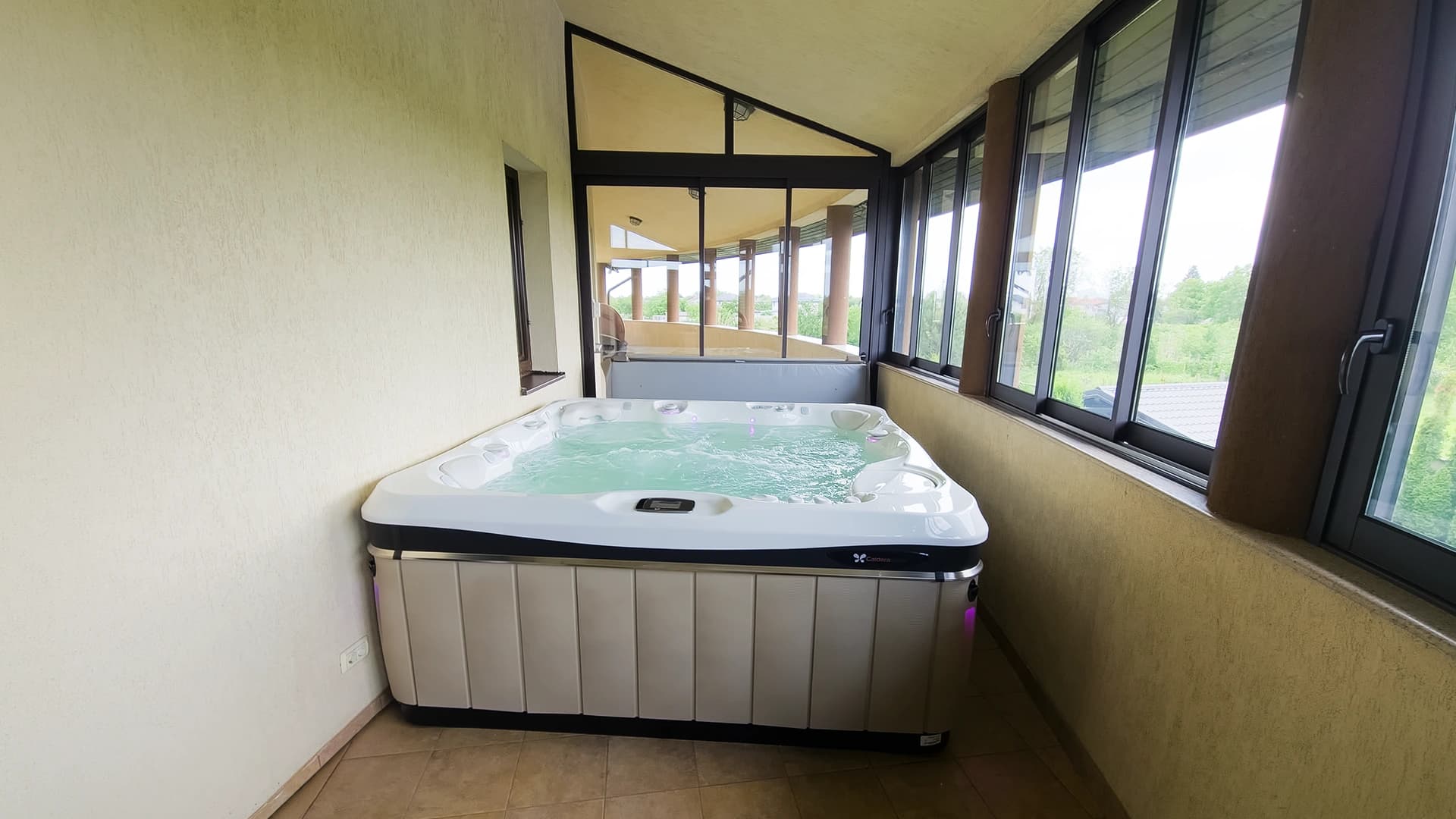 Caldera Spas® Tahitian hot tub – Hidrostyle project in Domneşti