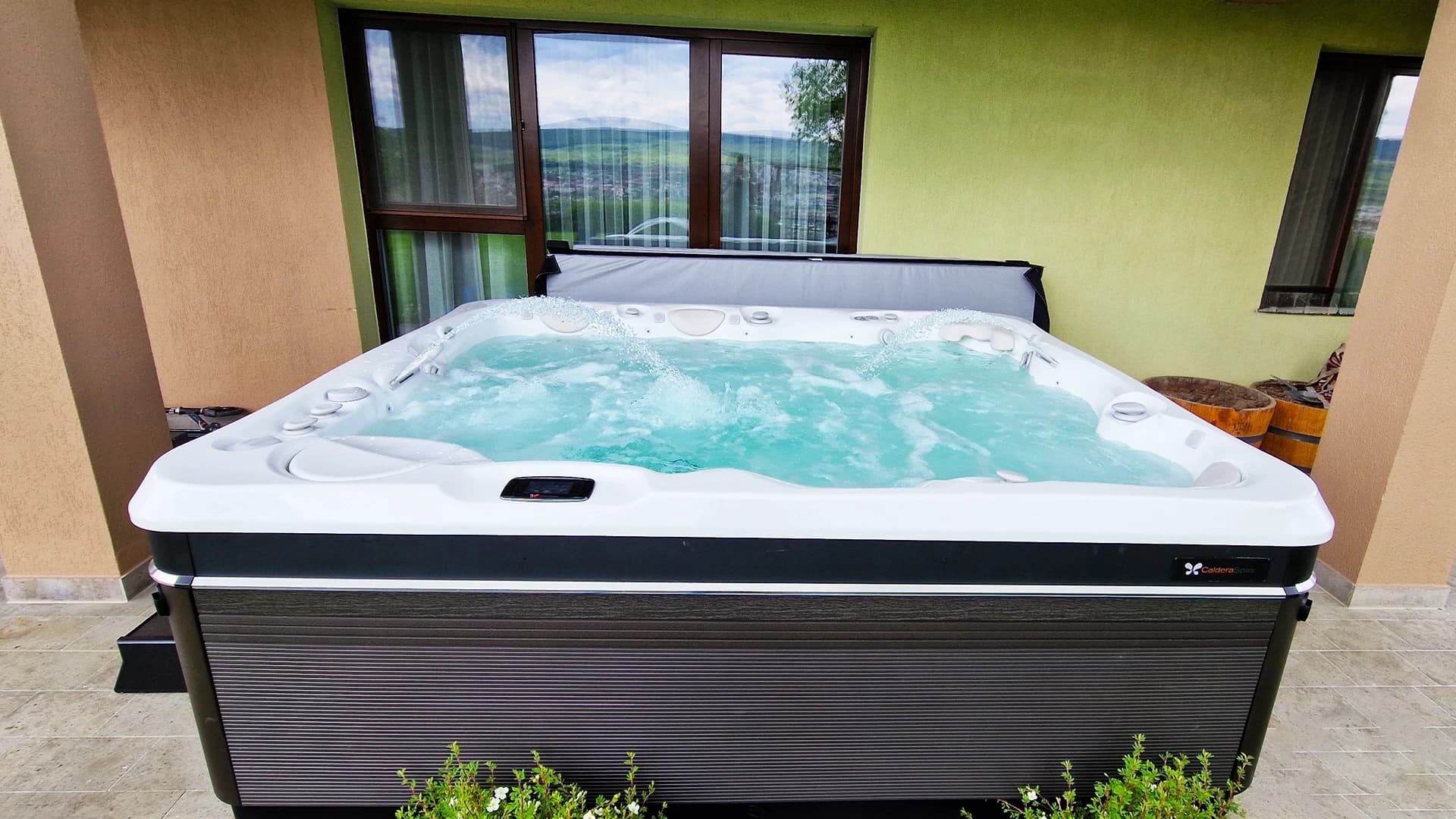 Caldera Spas® Cantabria hot tub – Harghita
