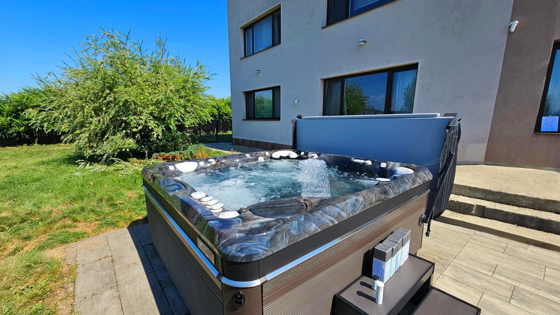 Caldera Spas® Geneva and Cantabria Jacuzzi – Hidrostyle project in Braşov