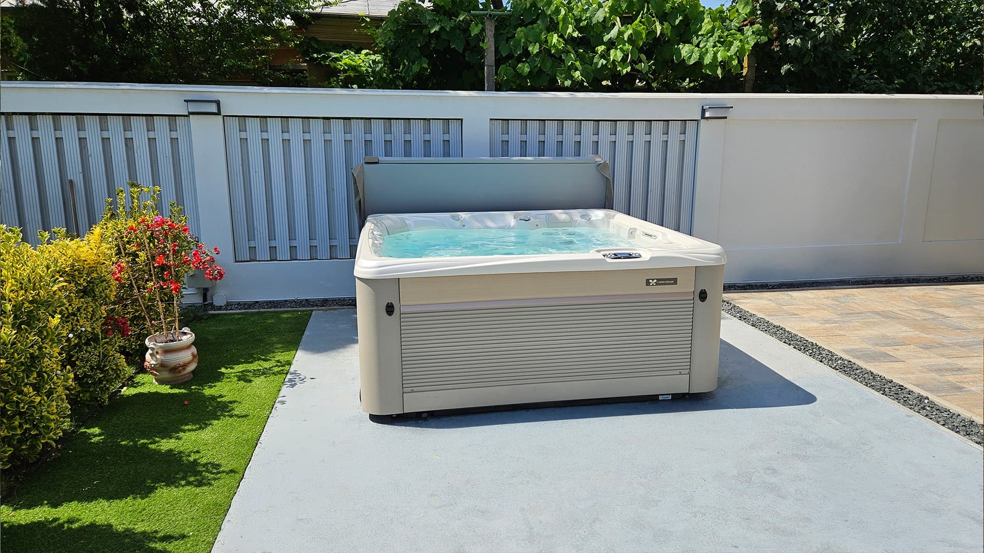 Caldera Spas® Seychelles outdoor hot tub – Hidrostyle project in Măgurele