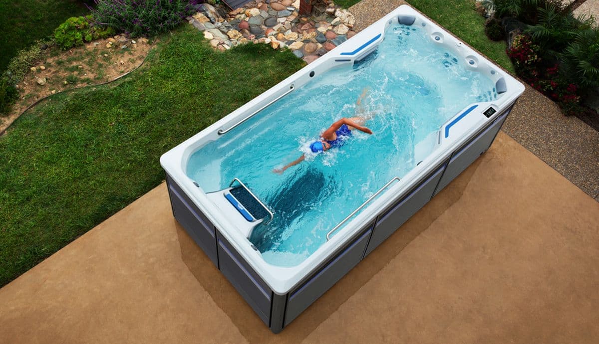 Swim Spa E500 Endless Pools® Fitness System