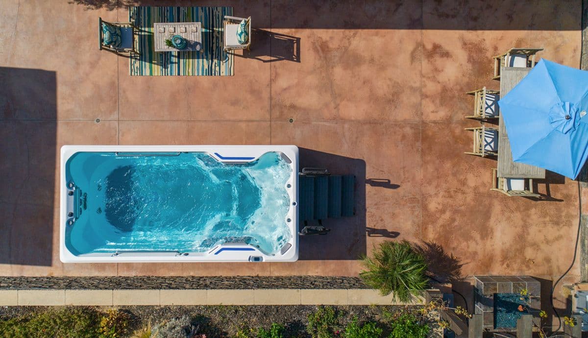 Swim Spa X500 Endless Pools® SwimCross®