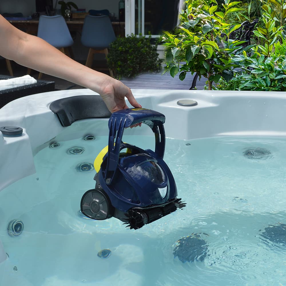 Robot de curățare fără fir pentru Swim Spa – Zodiac SPABOT™ RS 0800 9 m²