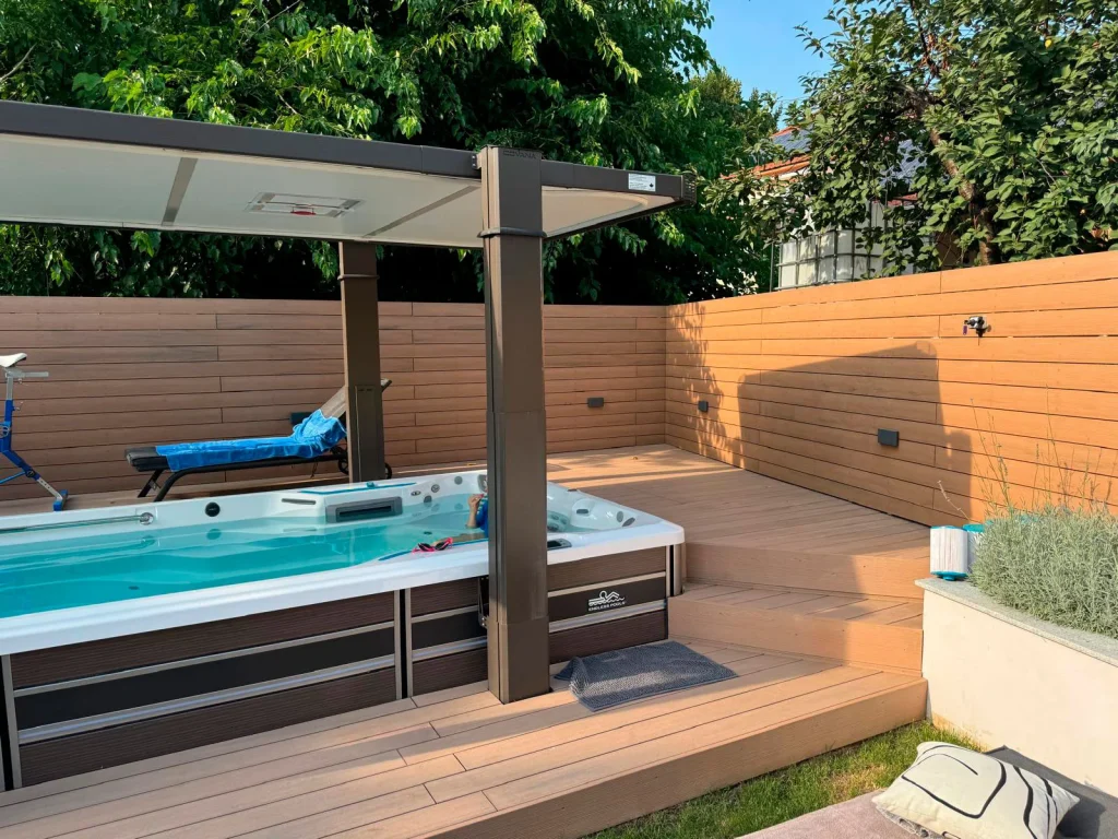 E500 Endless Pools counter-current swimming pool set on a wooden deck