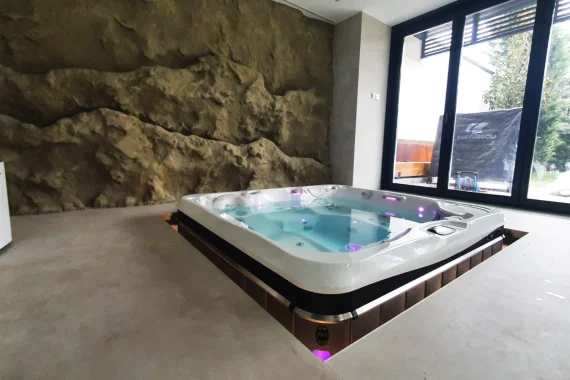 Casa AM Bucuresti cada cu hidromasaj Caldera Spas Provence principala