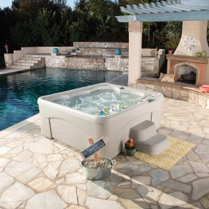 Cada-cu-hidromasaj-Fantasy-Spas-Entice-Main