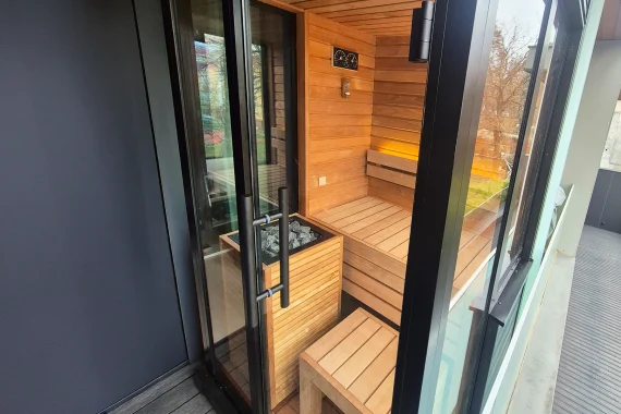 Sauna Finlandeza de exterior custom Mira S Auroom Proiect Hidrostyle Bucuresti Banner Main
