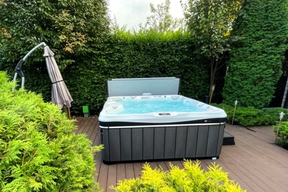 Cada cu hidromasaj Caldera Spas Niagara Proiect Hidrostyle Suceava Banner Main