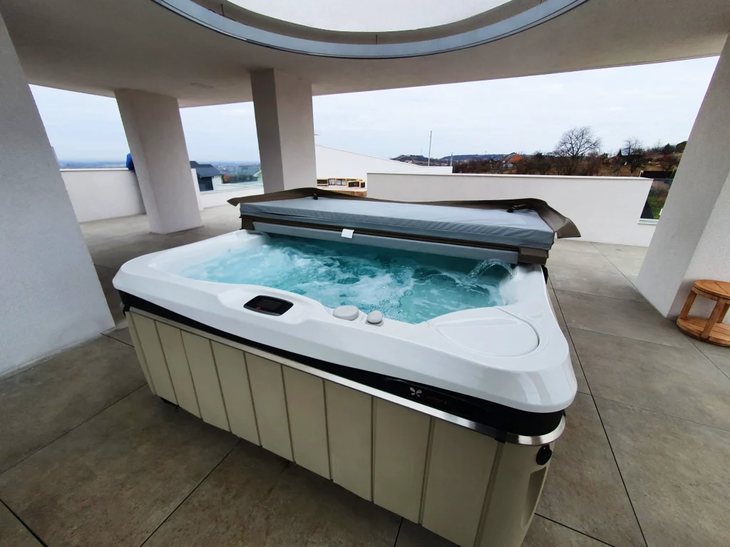 Cada cu hidromasaj Caldera Spas Provence Proiect Hidrostyle Oradea Pic 2