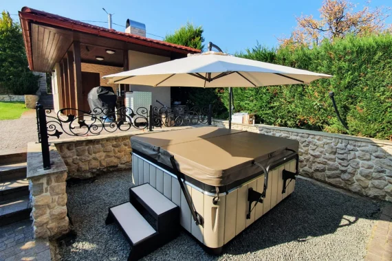 Jacuzzi Caldera Spas Tahitian Baia Mare Main Banner