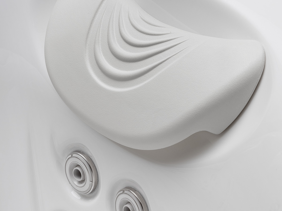 caldera-spa-vacanza-series-aventine-model-arctic-white-03-original-size