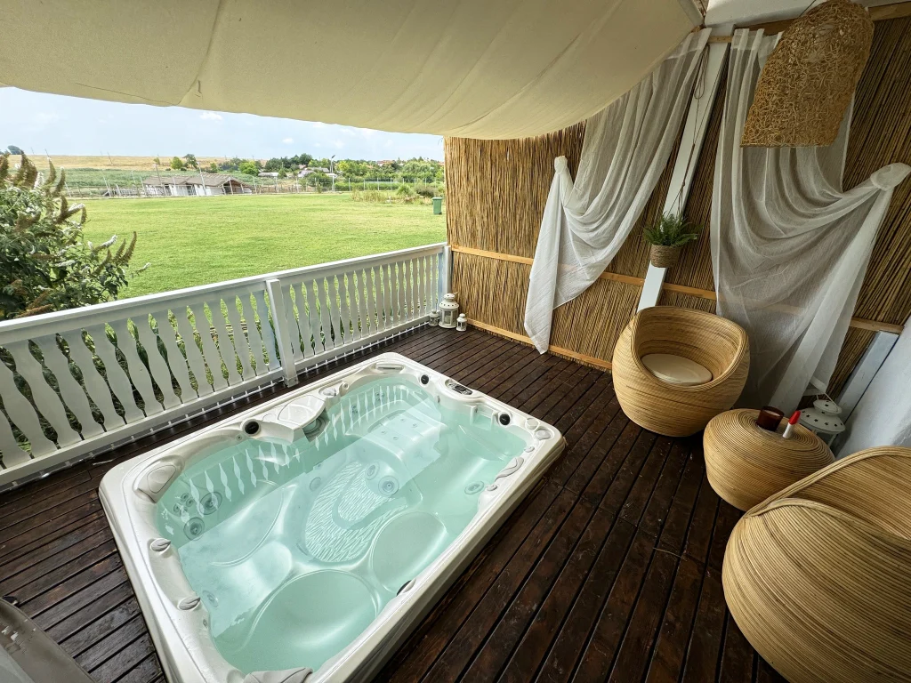 Proiect Hidrostyle Tulcea Jacuzzi Exterior Martinique Pic1