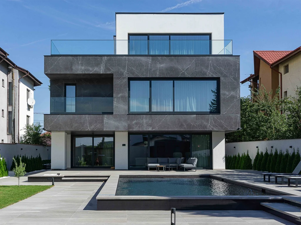 Piscina Custom - Proiect Youssef Chawi 2