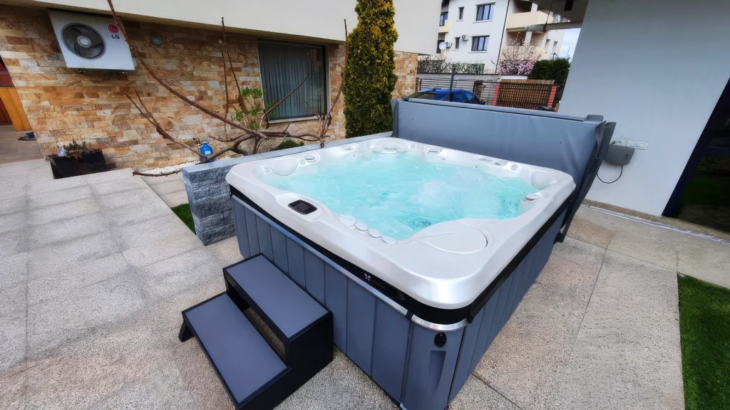 Jacuzzi Caldera Spas Tahitian Otopeni 2021 Pic 2