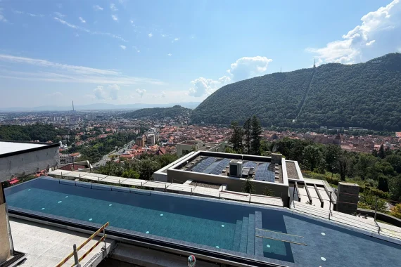 Piscina custom infinity Brasov