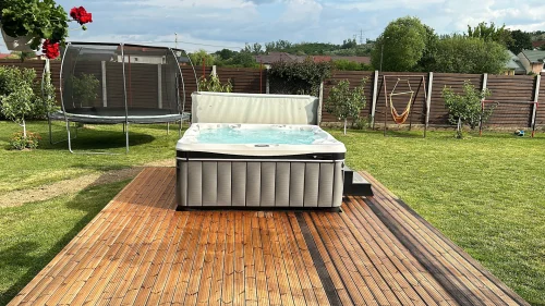 Cada-cu-hidromasaj-Caldera-Spas-Geneva-Proiect-Bascov-