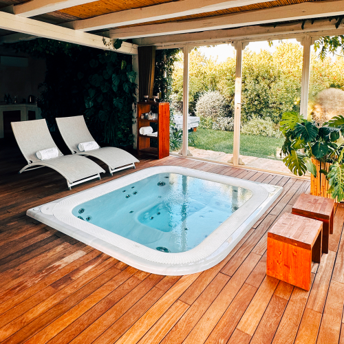Jacuzzi-1-1200x1200