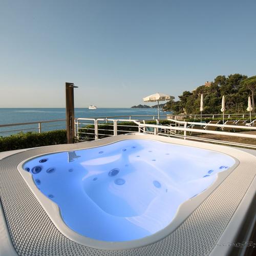 Jacuzzi-Hotel-Spa Excelsior-Palace-Portofino-Coast Rapallo Profile-1-1280x1280-00fdd942-bfc8-4838-bdb3-78745a454f43