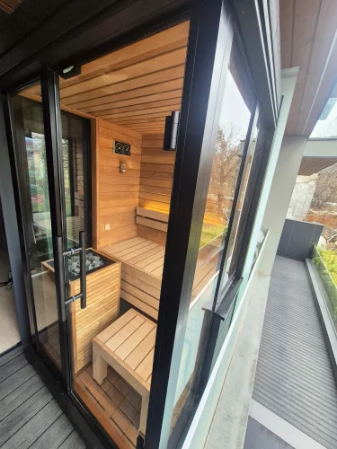 Sauna-Finlandeza-de-exterior-custom-Mira-S-Auroom-Proiect-Hidrostyle-Bucuresti-Pic1